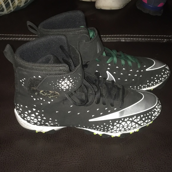 Nike youth football cleats - Picture 2 of 5